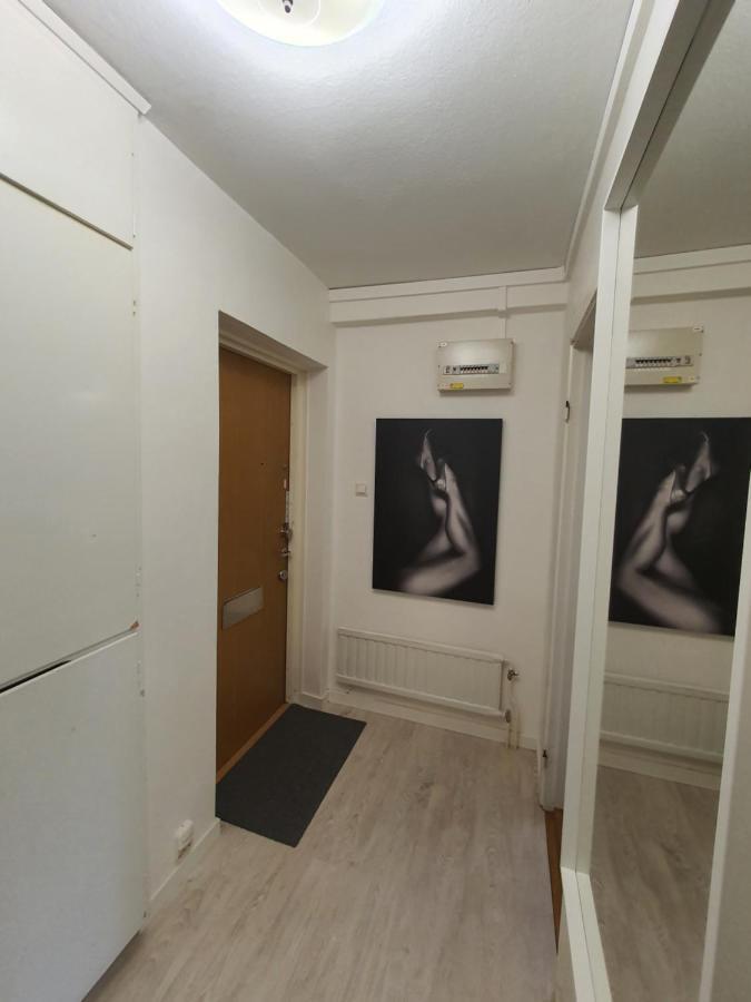 Close To The Metro And The Beach!!! With A View Of The Scandinavian Forest Stockholm Exterior photo